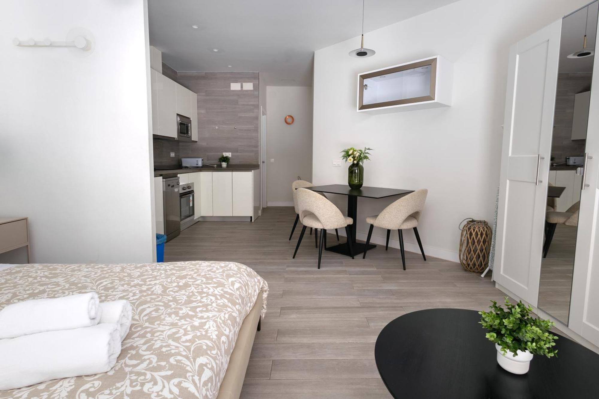 Premium Malagueta Suite Malaga Ngoại thất bức ảnh